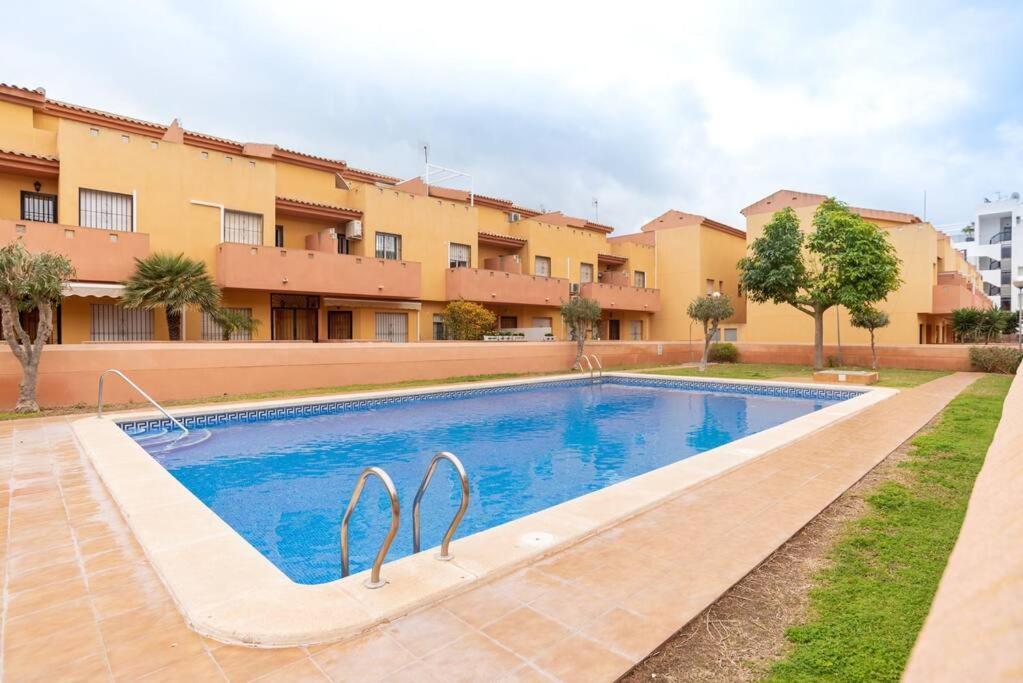 Mariposa Villa *